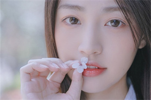 上海女性在职场中的挑战与机会 上海女性在职场中的挑战与机会